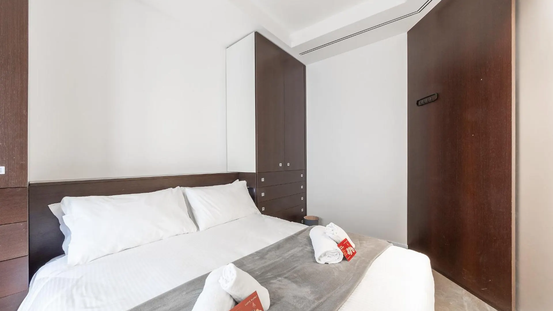 Via Cerva 7 Apartman Milánó