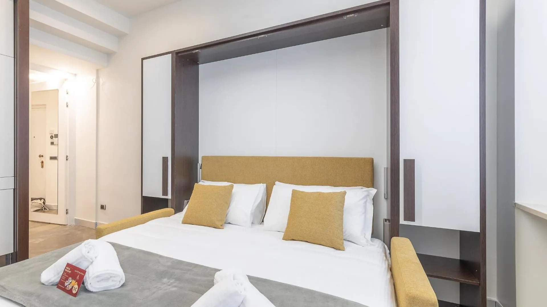 Via Cerva 7 Apartman Milánó