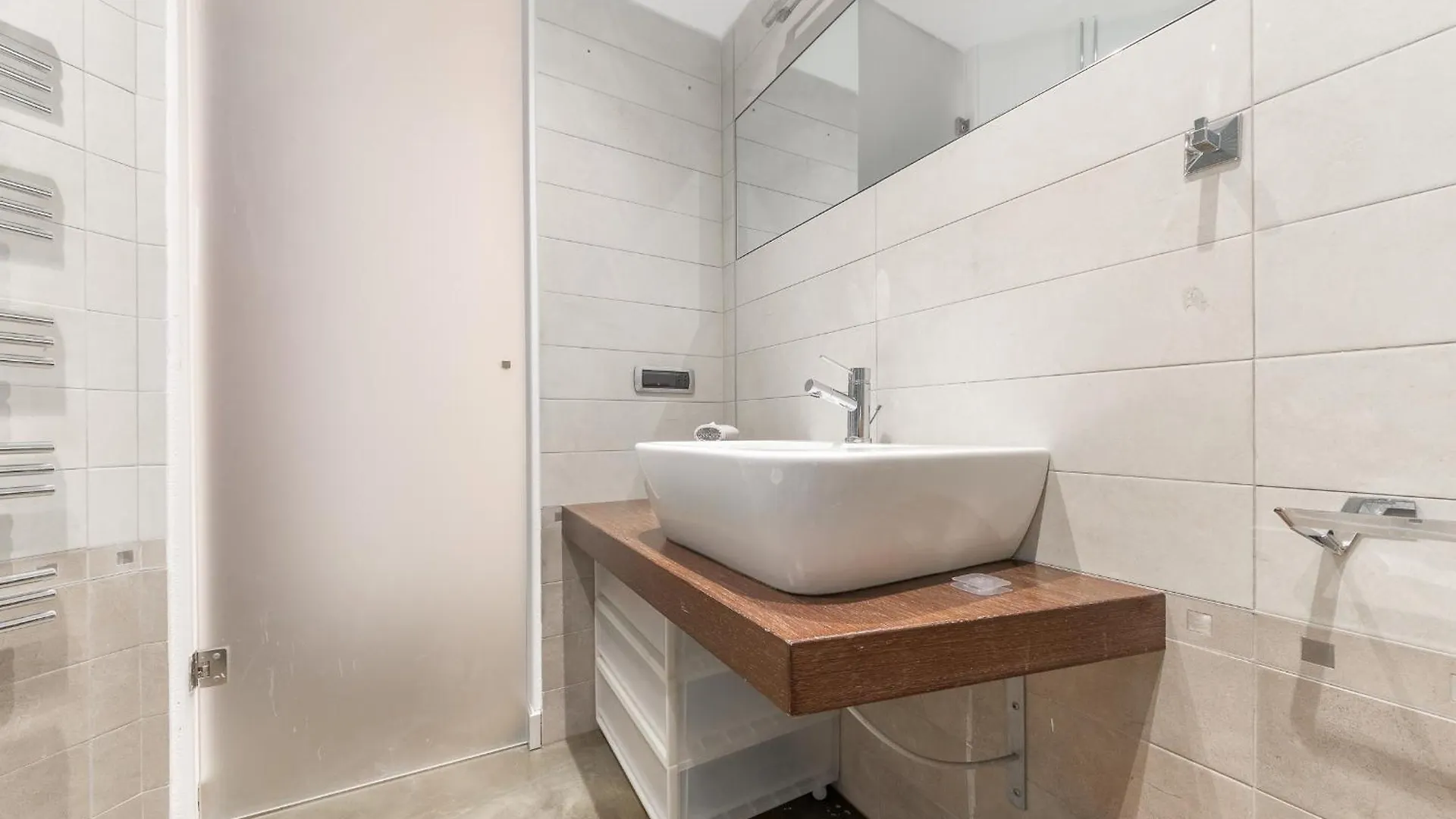 Via Cerva 7 Apartman Milánó