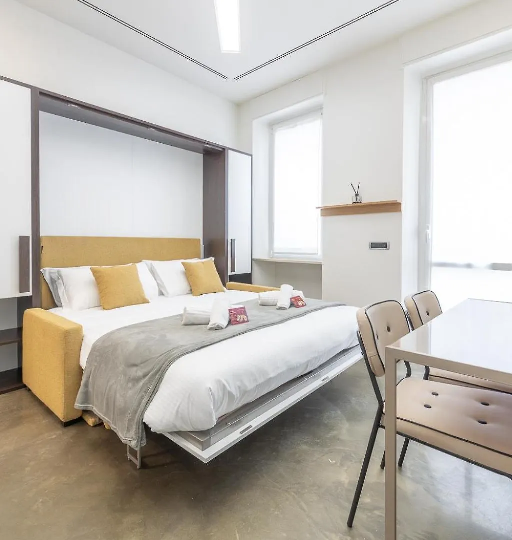 Via Cerva 7 Apartman Milánó